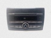 Radio / CD-Player / DVD-Player / Navigation
