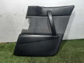 Moldura del tarjetero de la puerta trasera