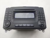 Radio / CD-Player / DVD-Player / Navigation