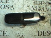 Manecilla interna puerta delantera
