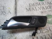 Manecilla interna puerta delantera