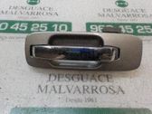 Manecilla externa puerta trasera