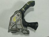 Engine mount bracket