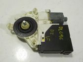 Motor del regulador de la ventanilla de la puerta delantera
