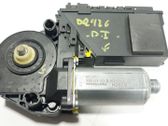 Motor del regulador de la ventanilla de la puerta delantera