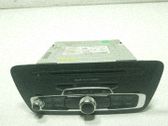 Radio / CD-Player / DVD-Player / Navigation