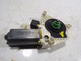 Motor del regulador de la ventanilla de la puerta delantera