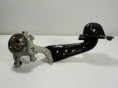 Rear wheel hub spindle/knuckle