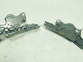 Engine bonnet/hood hinges