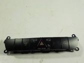 Botón interruptor de luz de peligro