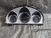 Velocímetro (tablero de instrumentos)