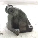 Engine mounting bracket