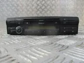 Radio/CD/DVD/GPS-pääyksikkö