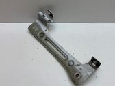 Fender mounting bracket