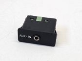 Разъем AUX