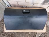 Glove box