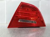 Lámpara de faros/luces traseros