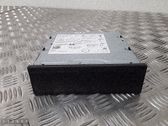 Radio / CD-Player / DVD-Player / Navigation