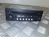 Radio/CD/DVD/GPS-pääyksikkö