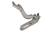 Engine bonnet/hood hinges