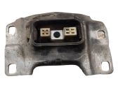 Engine mount bracket