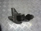 Engine mounting bracket