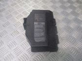 Tapa de caja de fusibles