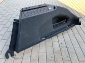 seitliche Verkleidung Kofferraum