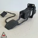 Accelerator throttle pedal