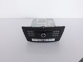 Radio / CD-Player / DVD-Player / Navigation