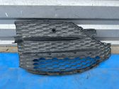Unteres Gitter dreiteilig vorne