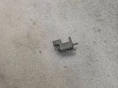 Vacuum valve