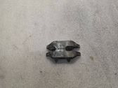Front bumper mounting bracket