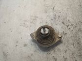 Engine mount bracket