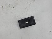 Bouton interrupteur ouverture du coffre