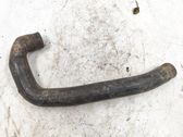 Tuyau de liquide de refroidissement moteur