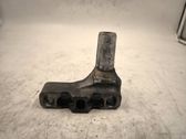 Engine mounting bracket