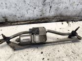 Tringlerie et moteur d'essuie-glace avant