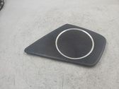 Grilles, couvercle de haut-parleur porte avant