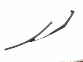 Windshield/front glass wiper blade