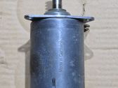 Valve oil control