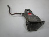 Engine mounting bracket