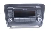 Radio / CD-Player / DVD-Player / Navigation