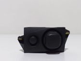 Steering wheel buttons/switches