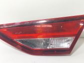 Tailgate rear/tail lights