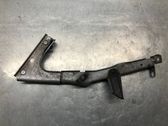 Fender mounting bracket