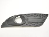 Verkleidung Nebelscheinwerfer / Gitter vorne