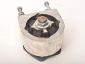 Gearbox mounting bracket