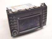 Radio / CD-Player / DVD-Player / Navigation