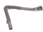 Tuyau de liquide de refroidissement moteur